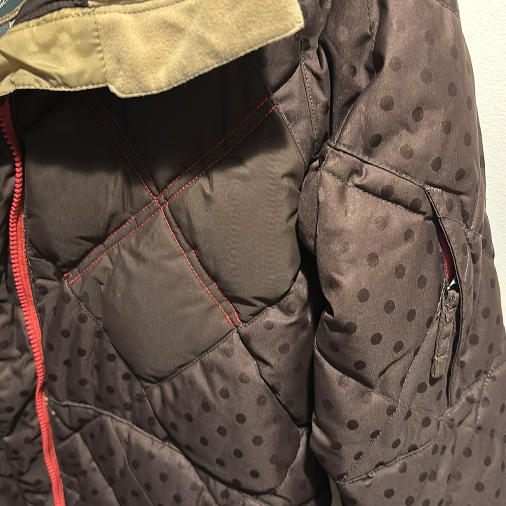 686 Snow Jacket - Picture 9 of 10
